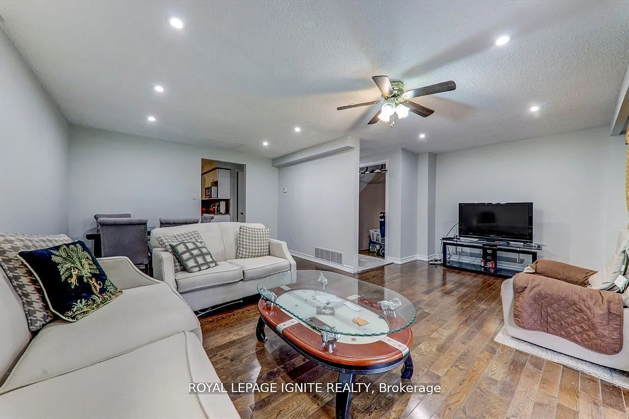 4 bed, $3,100 — Photo 3