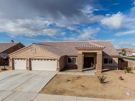 4th image of 5982 E 39th Ln