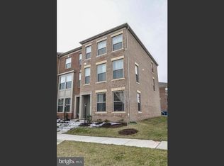 42243 Hampton Woods Ter, Ashburn, VA 20148