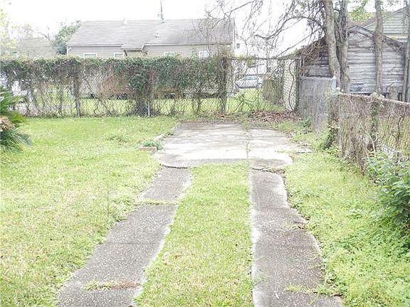 5th image of 1704 Murl St