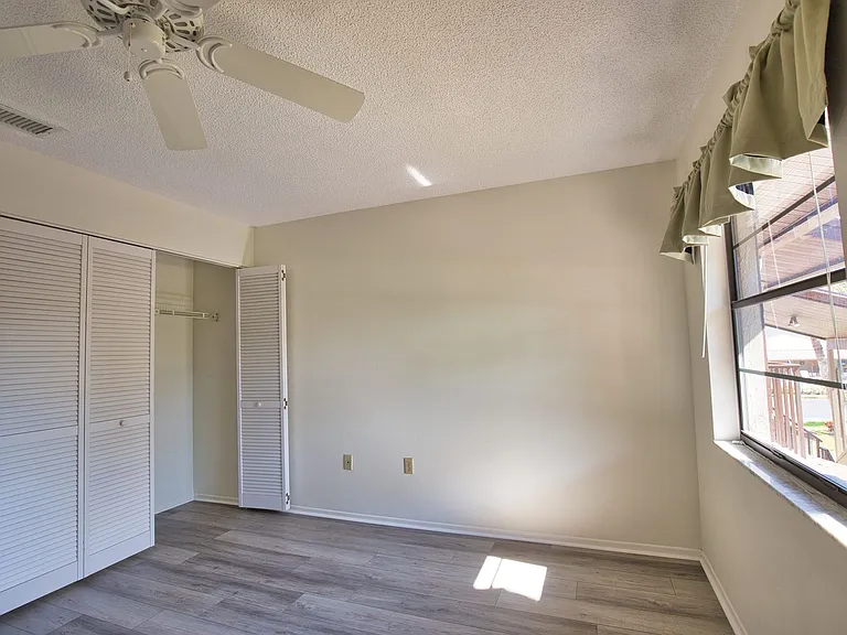 927 Capri Isles Blvd #8 — Photo 19