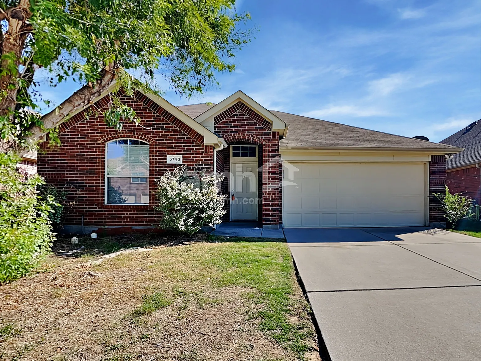 3 bed, 2.0 bath, 1470 sqft, $2,095 — Photo 1
