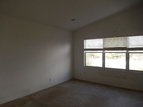 4th image of 6444 Park Lake Cir