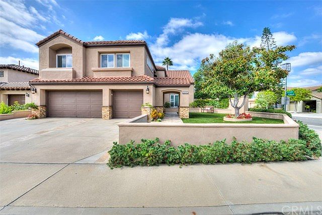1st image of 2210 Bowman Ave