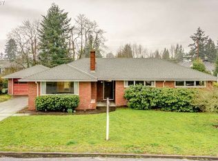 706 NW 44th St, Vancouver, WA 98660