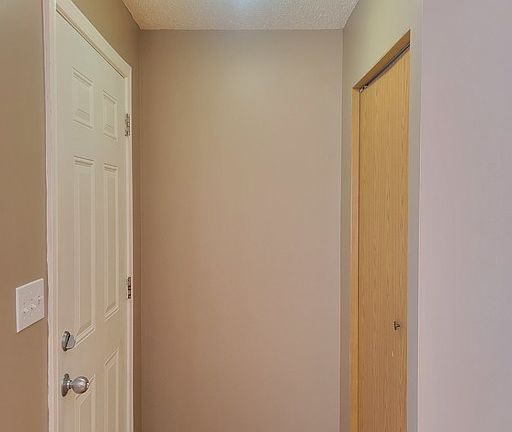 3rd image of 177 Baile Clos
