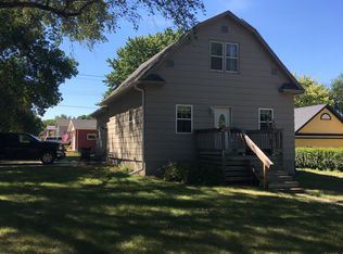 321 S Montana St, Mitchell, SD 57301