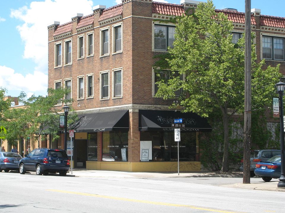 1st image of 1325 W 25 1/2 St