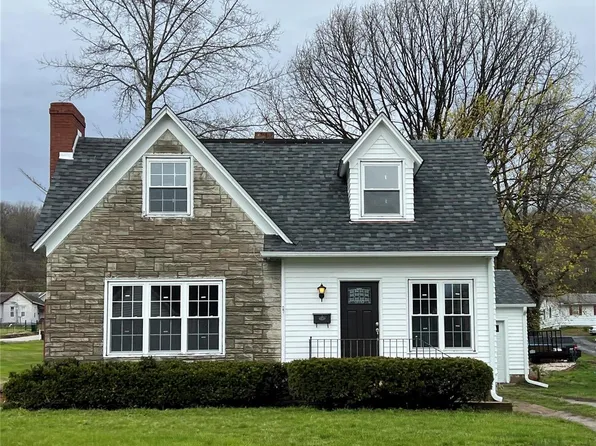 1311 Georgia St, Louisiana, MO 63353