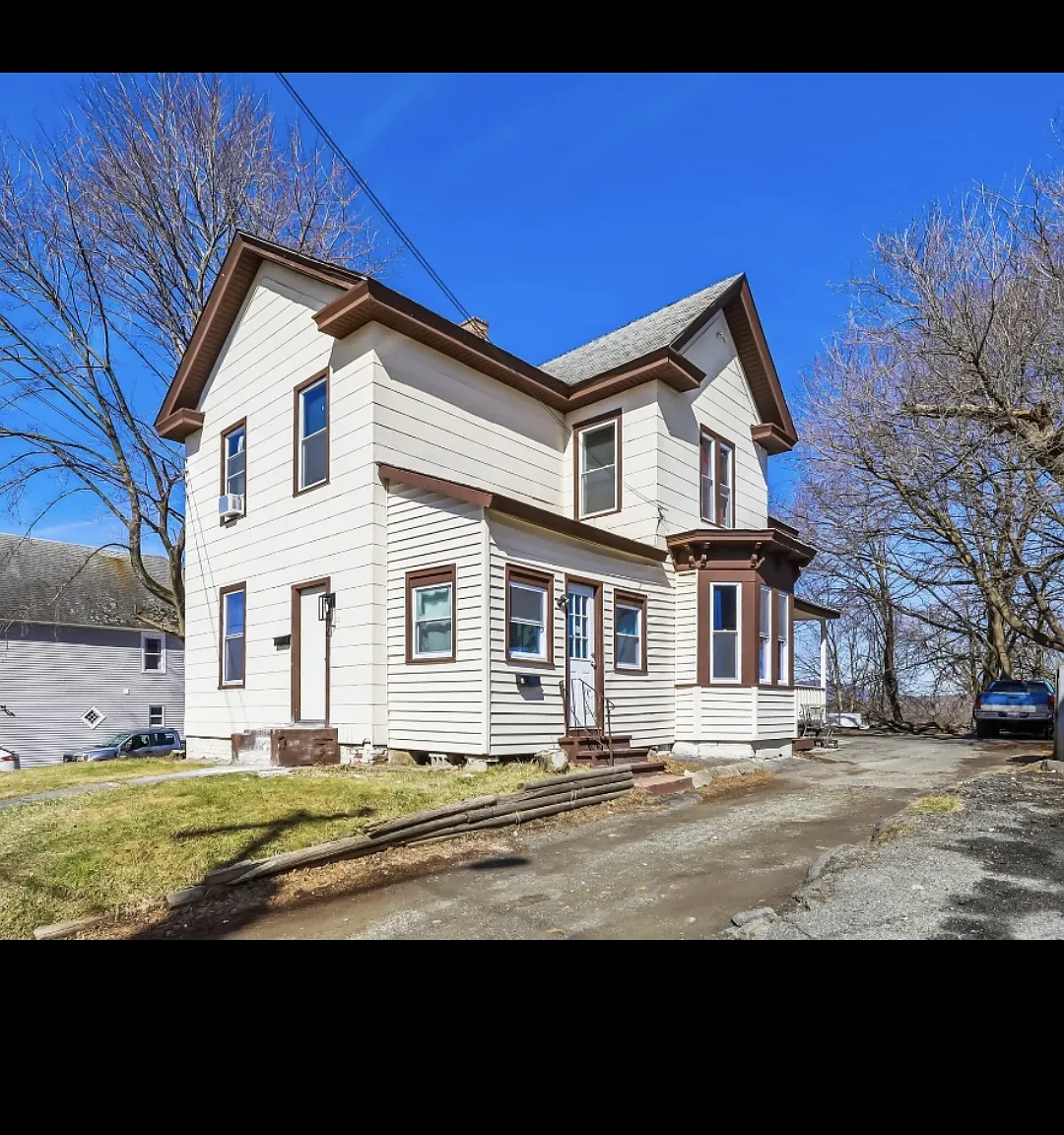 2 bed, 950 sqft, $1,700 — Photo 1