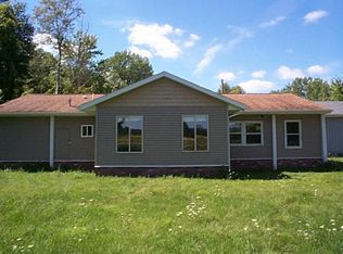4004 Washburn Rd, Vassar, MI 48768