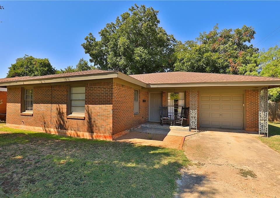 1st image of 10 Mill Ct