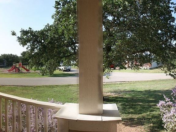 5th image of 255 Heatherwood Dr