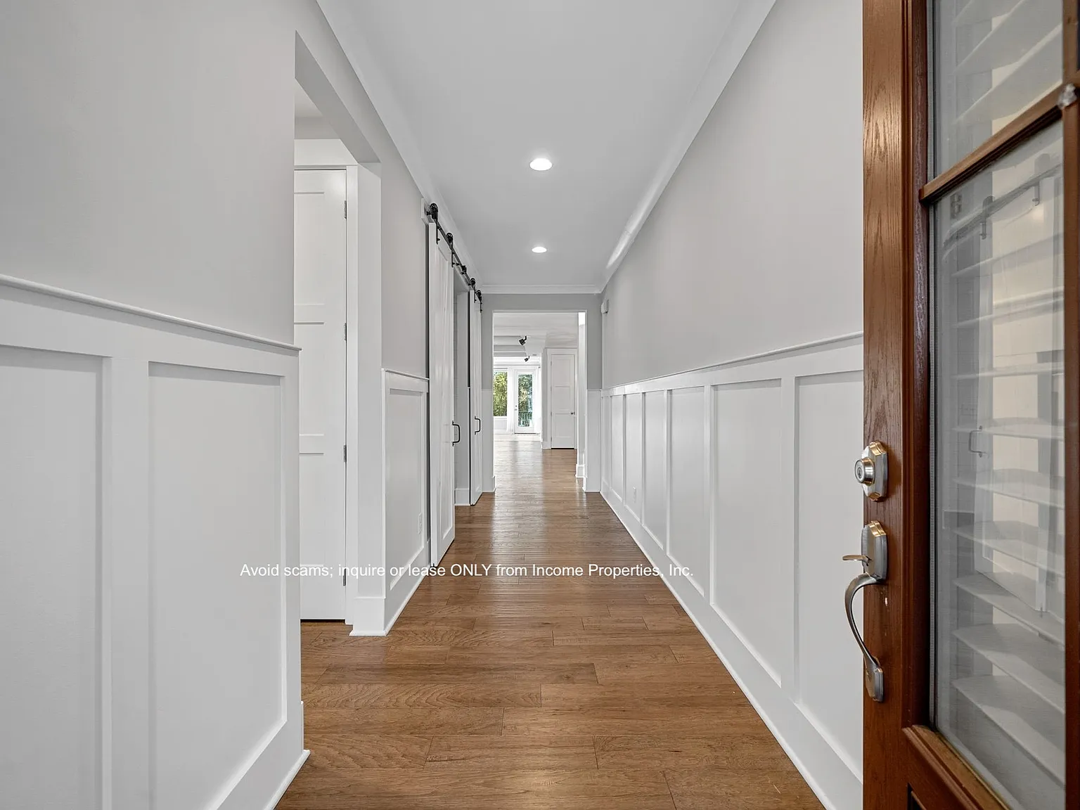 4 bed, 3400 sqft, $2,950 — Photo 4