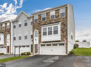 10338 Lantern Ln, Hagerstown, MD