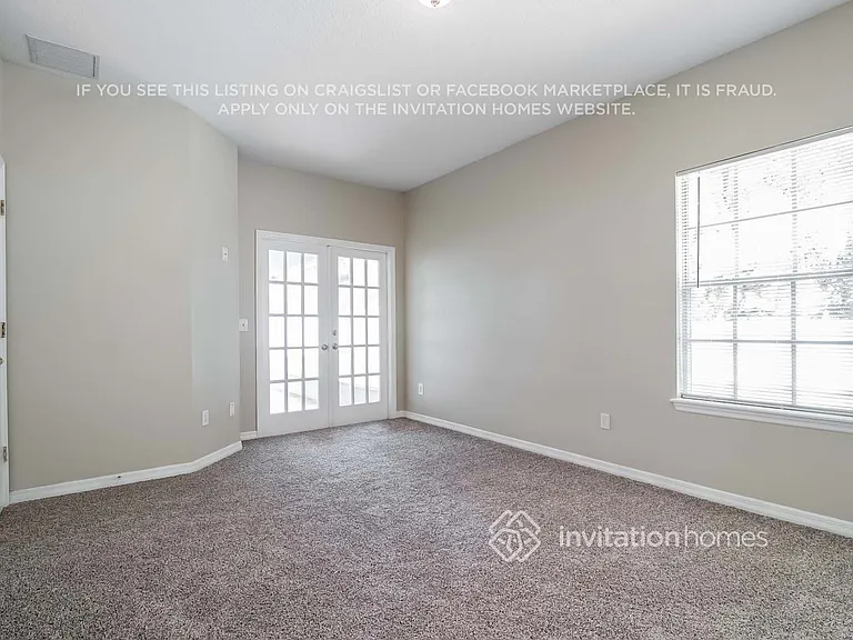 750 W Artesia St — Photo 5