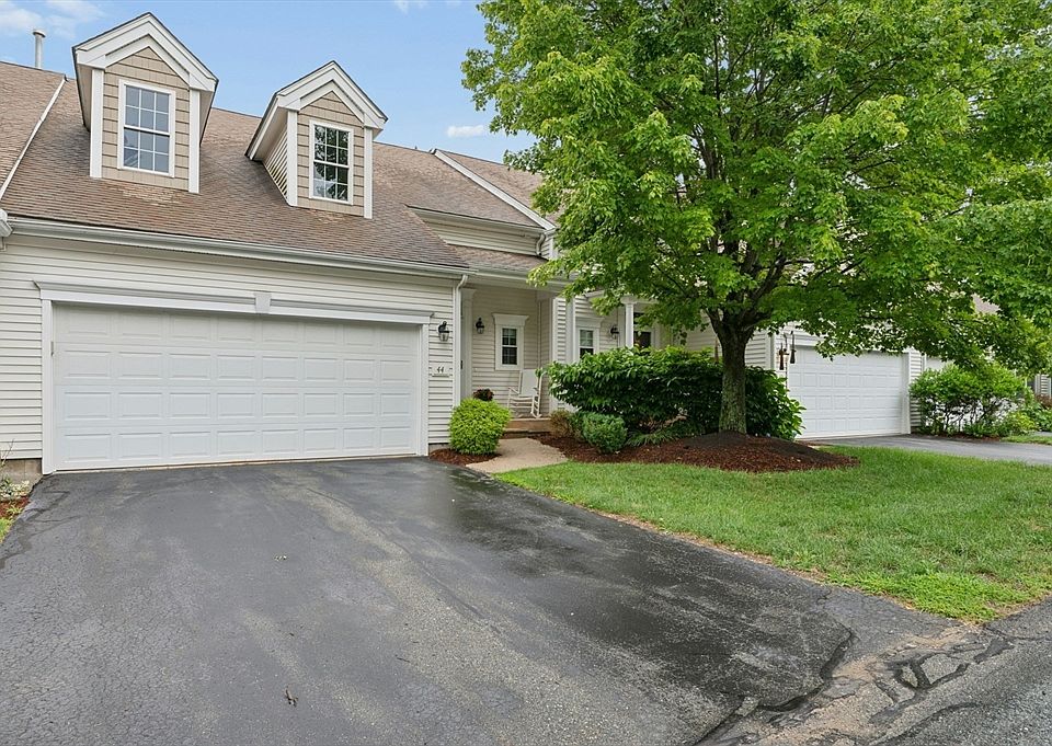 1st image of 44 Cherry Ln