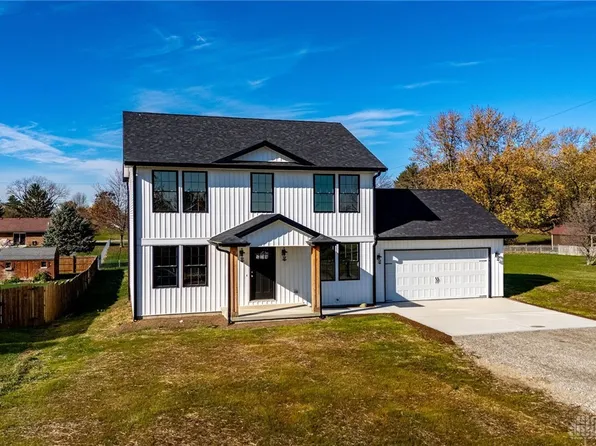 159 Norseman Dr, Eaton, OH 45320