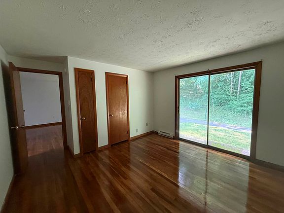5th image of 161 E Main St #E2f38bd68