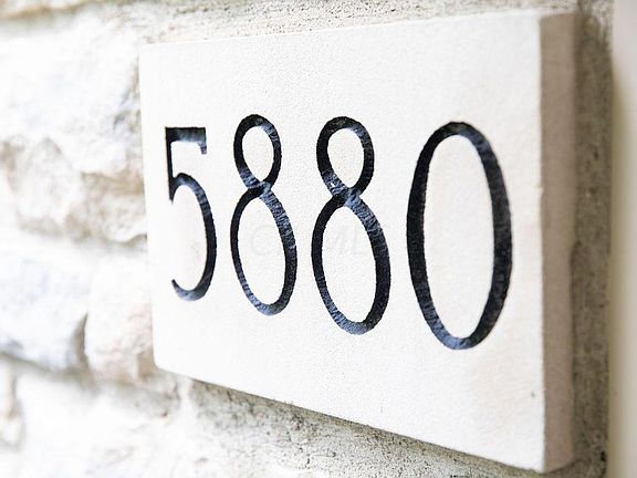 2nd image of 5880 Newbridge Dr