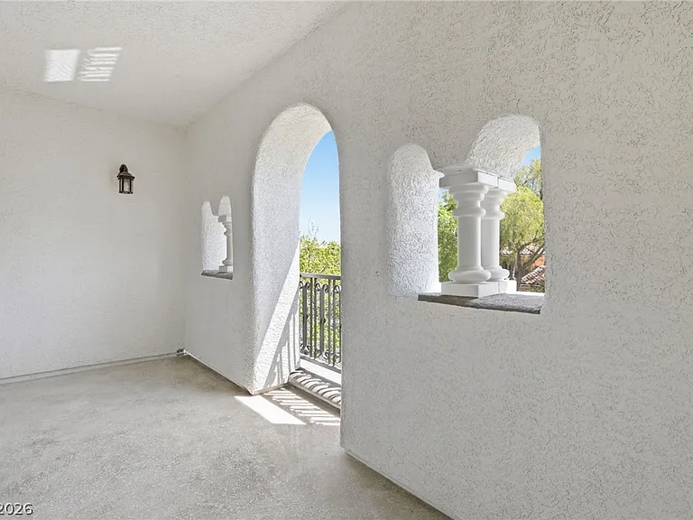 1409 Chambolle Ct — Photo 50