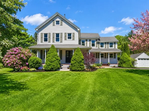20 Pine St, Natick, MA 01760