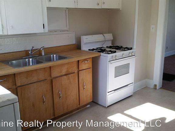 4th image of 314 W Gilbreath St