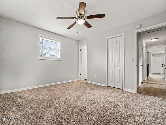 4th image of 505 N VERMONT Avenue