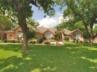 8717 Ravenswood Rd, Granbury, TX 76049