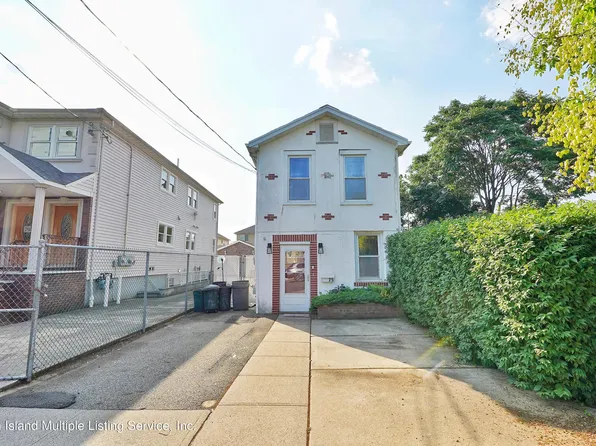 75 Titus Ave, Staten Island, NY 10306