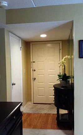 2nd image of 4340 Lakeshore Ln Unit 204