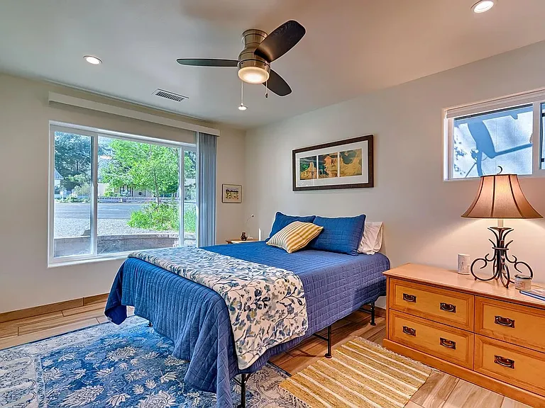 3131 N Park Dr — Photo 5