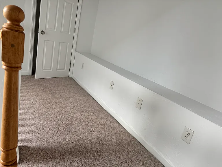 6 Queen Isabella Way — Photo 32