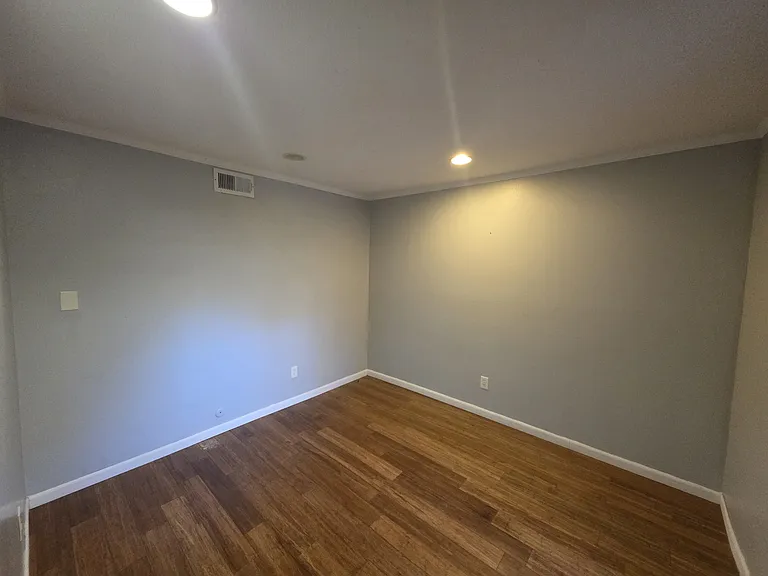12520 Wellington Park Dr — Photo 9
