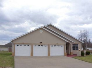 602 E Gallup Hill Rd, Nixa, MO 65714