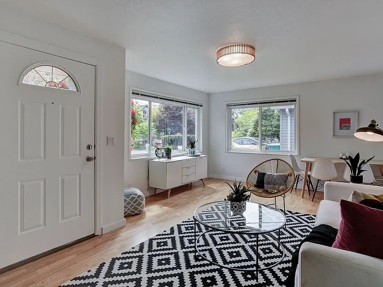 7335 N Jersey St — Photo 10
