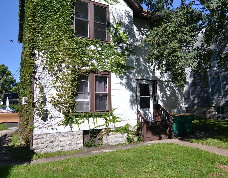 DSC_0096_922x1382_11242017