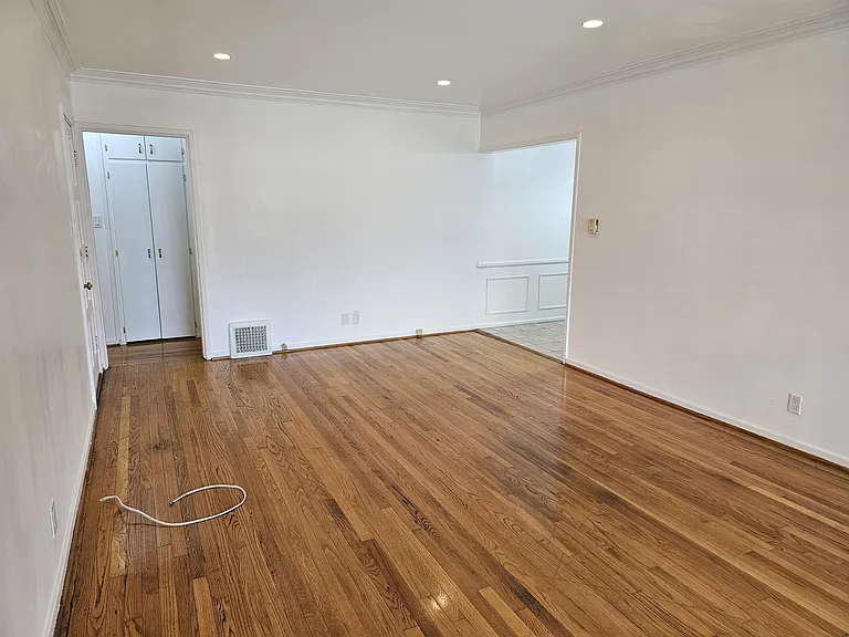 236 S Rexford Dr #1/4 — Photo 27