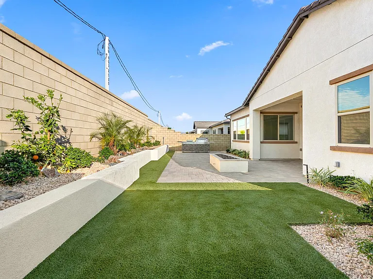 73774 Mojave Desert Dr — Photo 34
