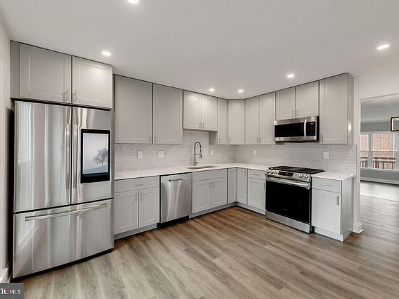 4th image of 12312 Quiet Hollow Ct