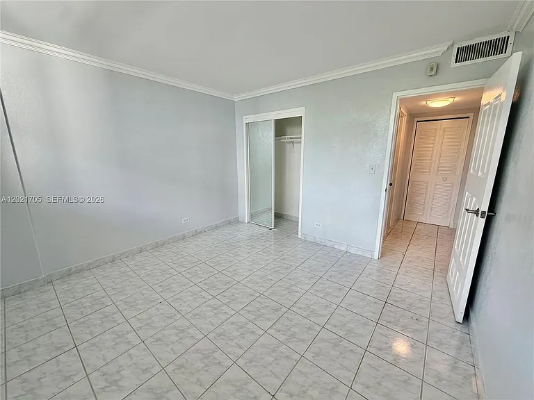 3660 NE 166th St #414 — Photo 6