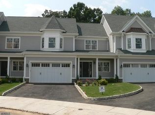 36 Park View Dr, Warren, NJ 07059