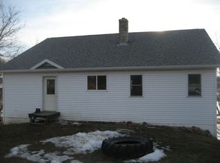 S2402 State Road 58, La Valle, WI 53941