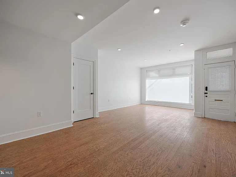 839 N Tatnall St #101 — Photo 2