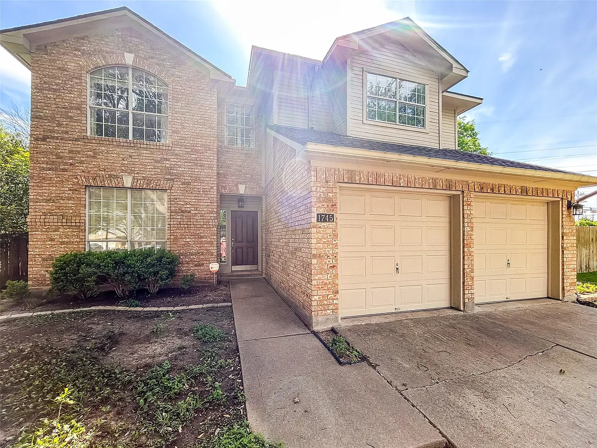 Building Photo - 1745 Dapplegrey Ln