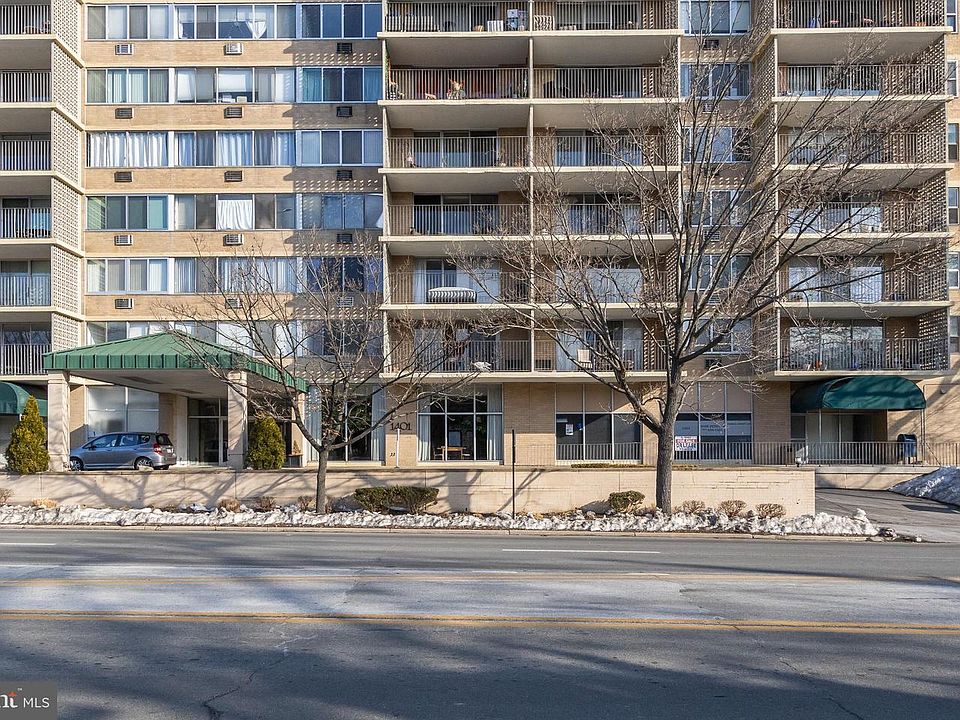 1st image of 1401 Pennsylvania Ave APT 208