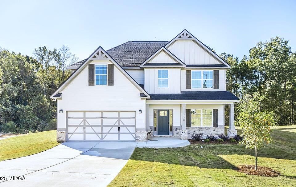 1st image of 223 Meadows Ln #190