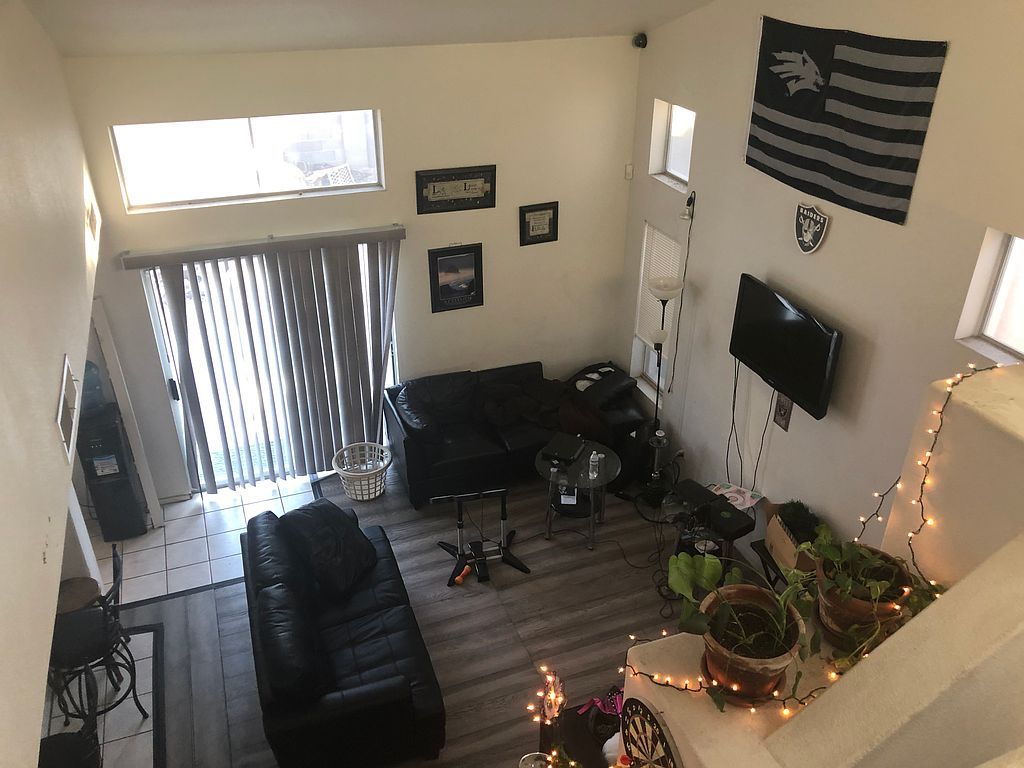 8025 Exploration Ave - Property Image