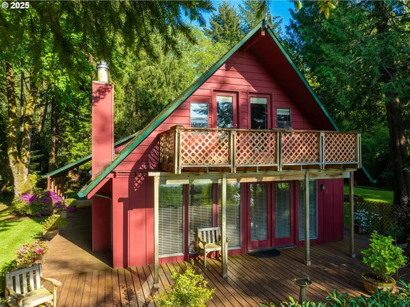 83049 Siltcoos Station Rd, Westlake, OR 97493