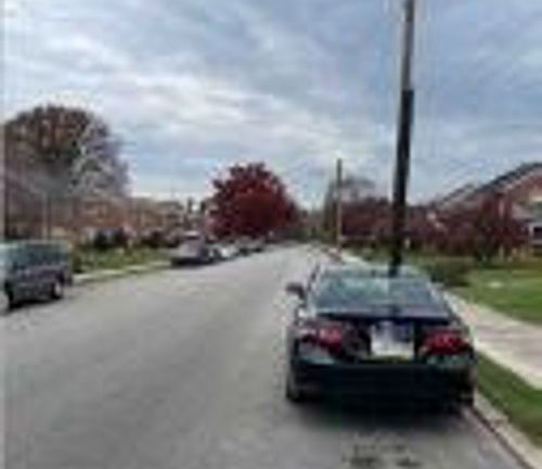 Exterior Neighborhood (street photo)